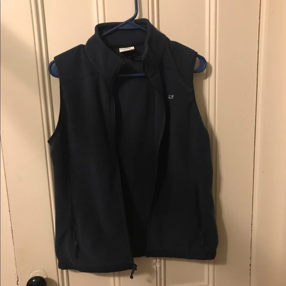 Vineyard Vines Fleece Vest - Picture 1 of 4